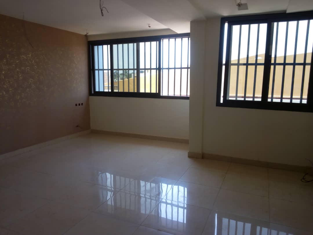 N° 4519 :
                            Villa à louer , Baguida, Lome, Togo : 1 000  000 XOF/mois