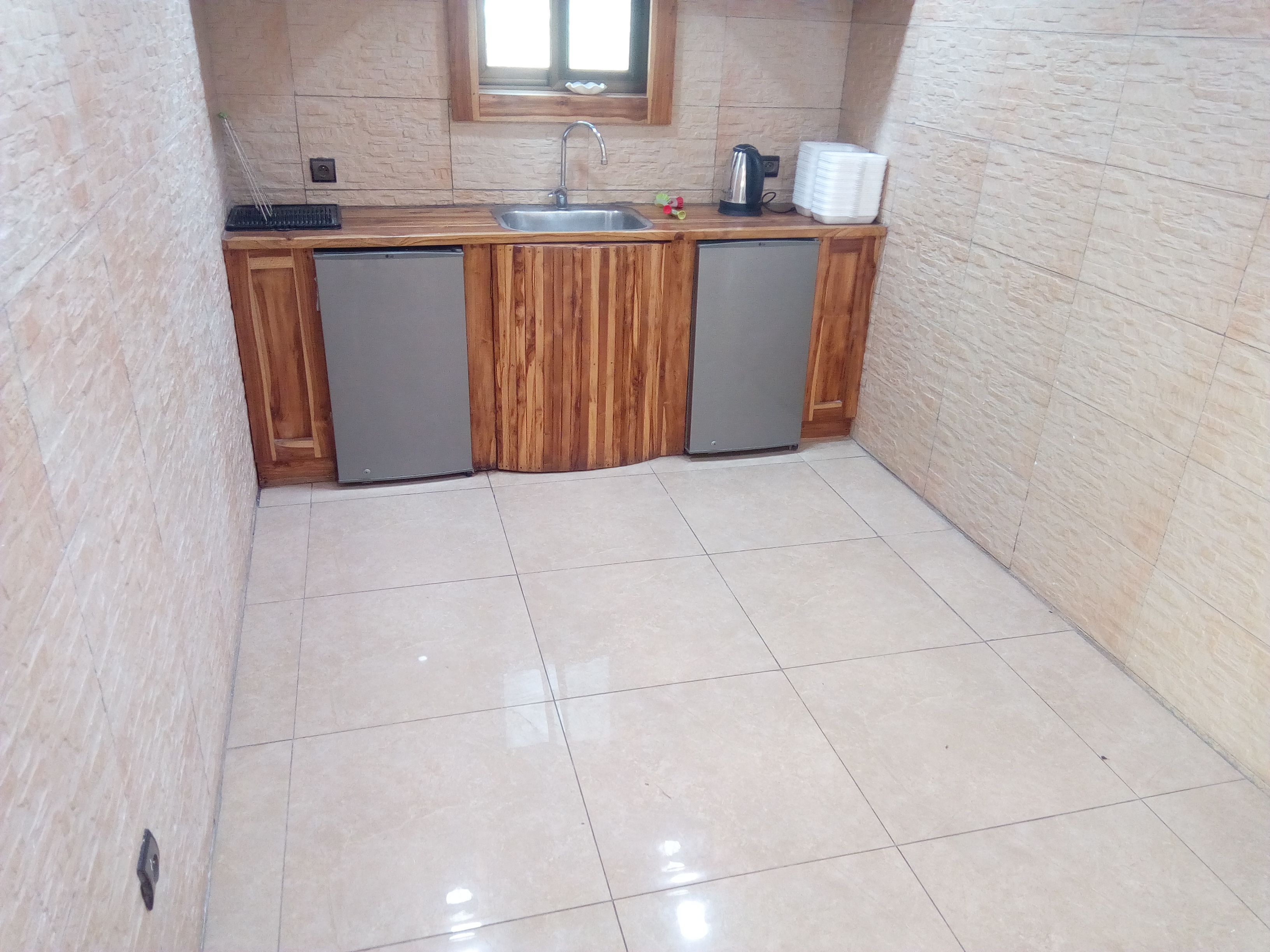 N° 4327 :
                            Villa à louer , Akodessewa, Lome, Togo : 1 500  000 XOF/mois