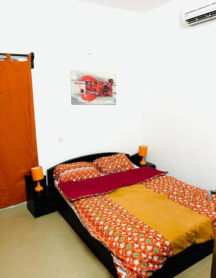 N° 5235 :
                            Villa meublée à louer , Gbossime , Lome, Togo : 250 000 XOF/mois