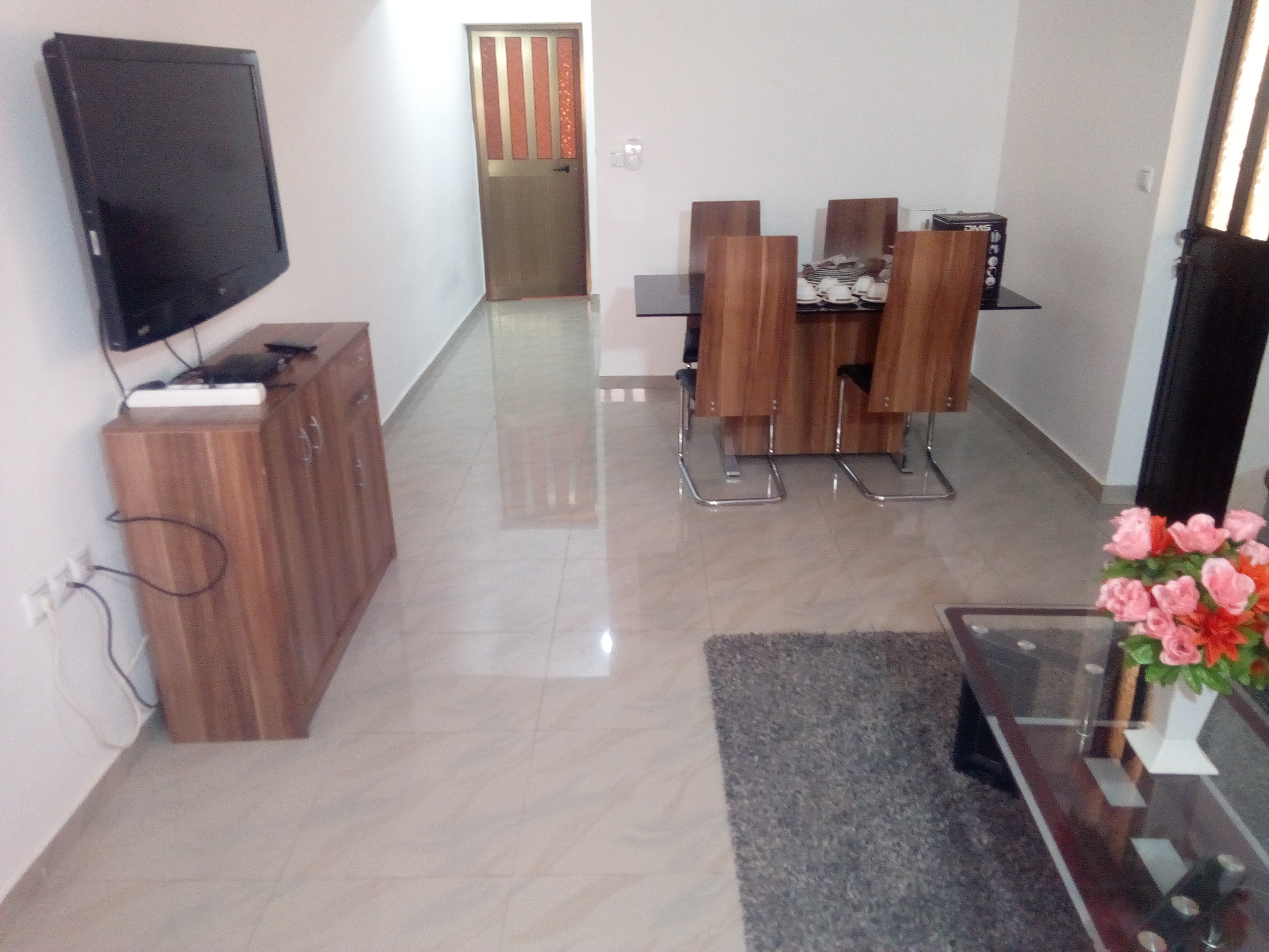 N° 4387 :
                            Appartement meublé à louer , Tokoin, Lome, Togo : 450 000 XOF/mois