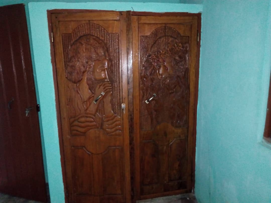 N° 4355 :
                            Chambre salon à louer , Agoe, Lome, Togo : 15 000 XOF/mois