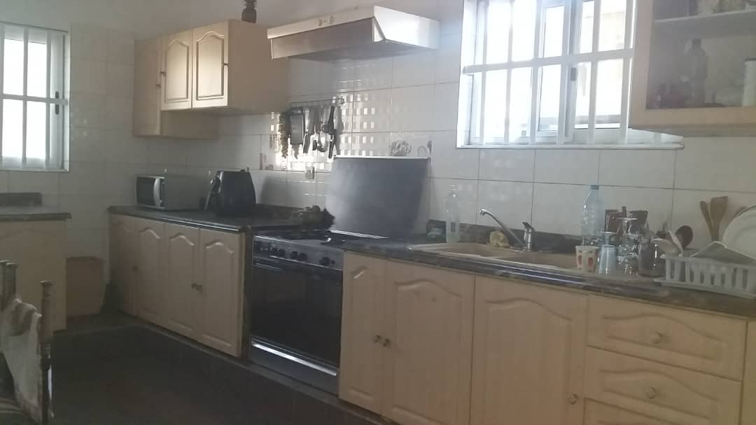 N° 4340 :
                            Villa à louer , Baguida, Lome, Togo : 1 300  000 XOF/mois