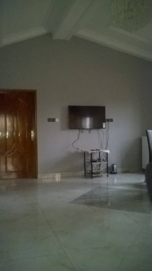N° 4373 :
                            Villa meublée à louer ,  avepozo , Lome, Togo : 600 000 XOF/mois