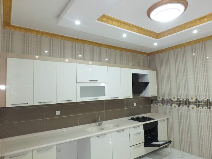 N° 4488 :
                            Villa à vendre , Agoe, Lome, Togo : 120 000  000 XOF/vie