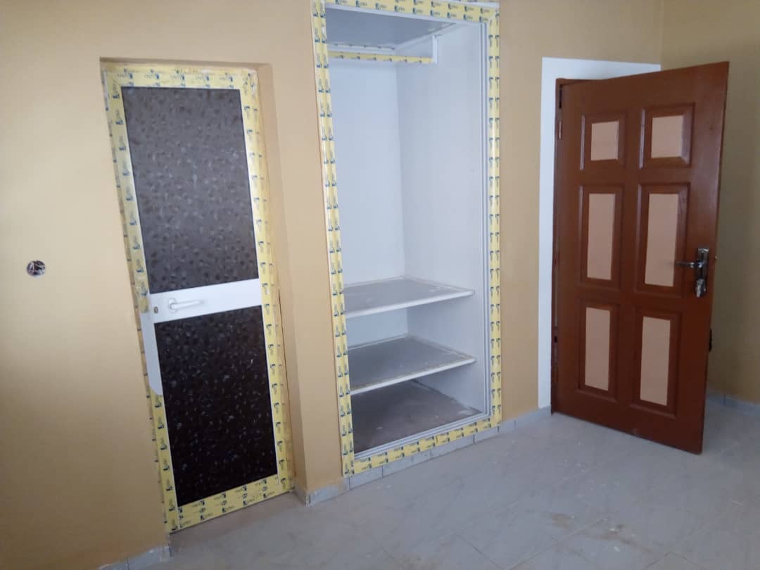 N° 4319 :
                            Appartement à louer , Adidogome, Lome, Togo : 150 000 XOF/mois