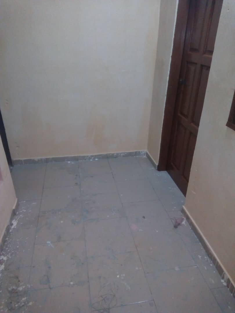N° 4449 :
                            Chambre salon à louer , Adidogome, Lome, Togo : 31 000 XOF/mois
