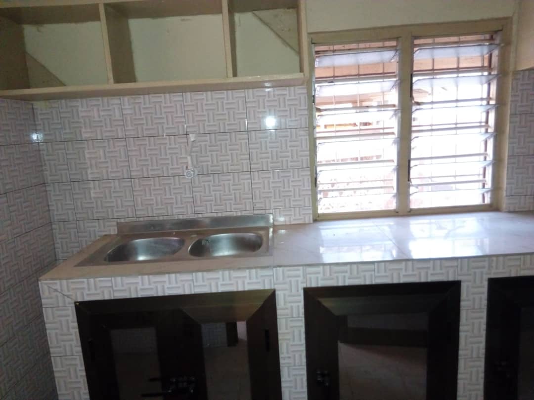 N° 4588 :
                            Appartement à louer , Agoe, Lome, Togo : 65 000 XOF/mois