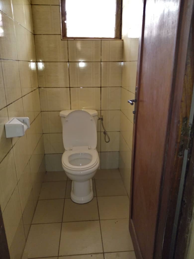 N° 4367 :
                            Villa à louer , Avenou, Lome, Togo : 120 000 XOF/mois