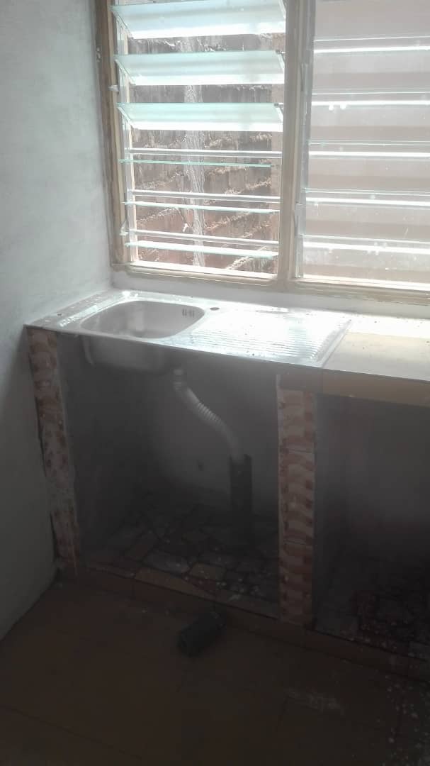 N° 4680 :
                            Chambre à louer , Agoe, Lome, Togo : 25 000 XOF/mois