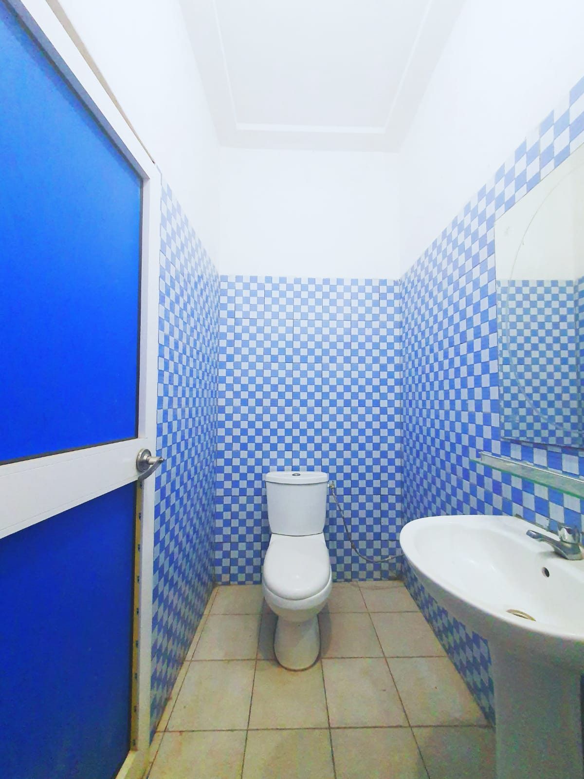 N° 5188 :
                            Villa à louer , Sagbado, Lome, Togo : 300 000 XOF/mois