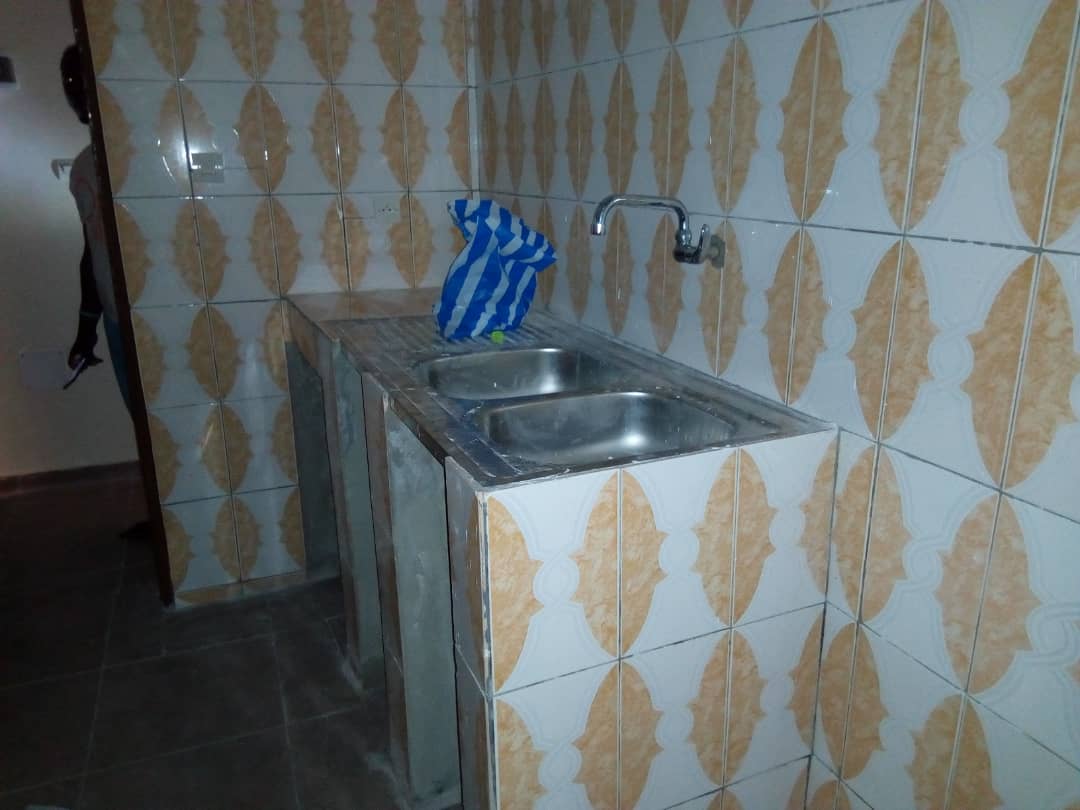 N° 4314 :
                            Villa à louer , Agbalepedo, Lome, Togo : 250 000 XOF/mois