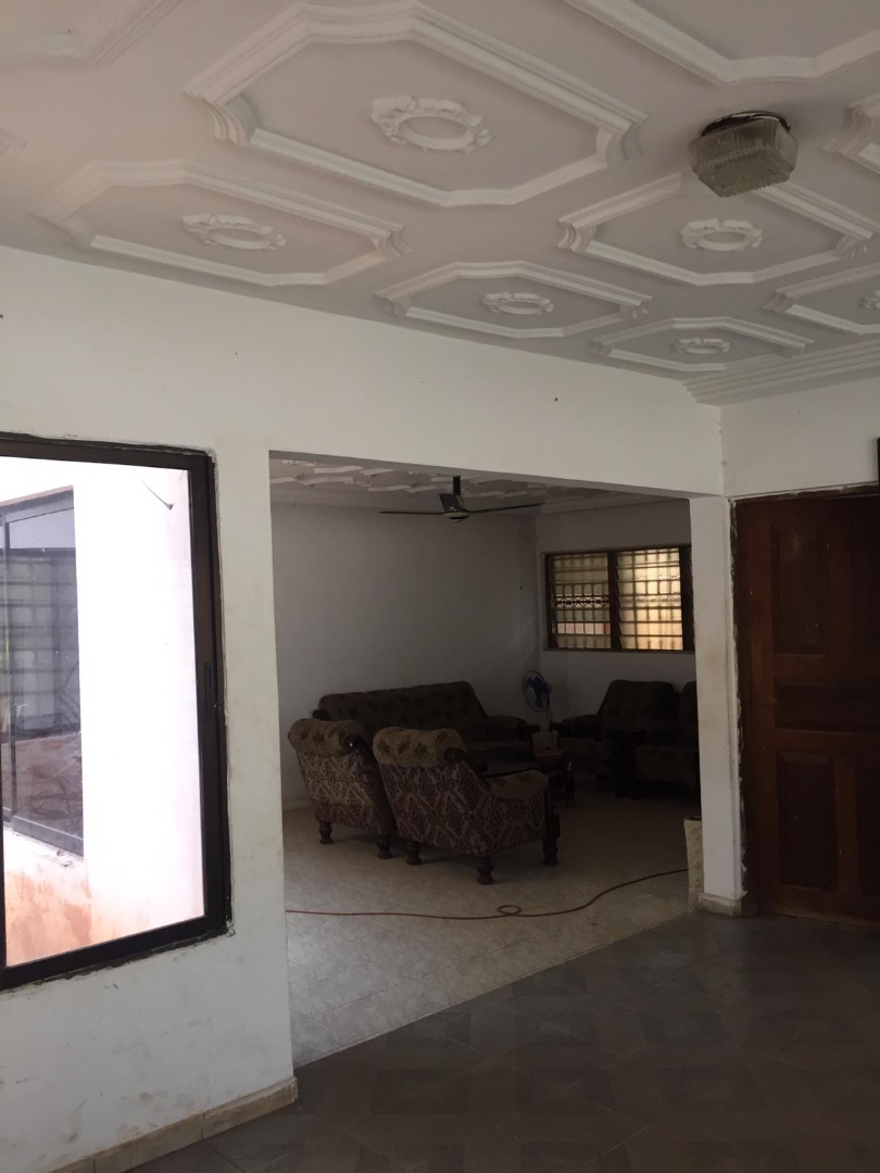 N° 4545 :
                            Maison à vendre , Agoe , Lome, Togo : 80 000  000 XOF/vie
