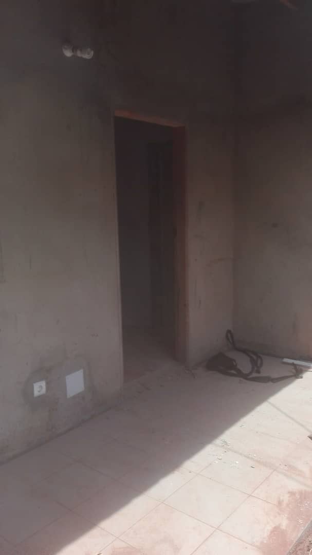 N° 4680 :
                            Chambre à louer , Agoe, Lome, Togo : 25 000 XOF/mois