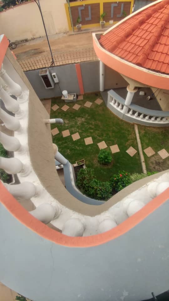 N° 5230 :
                            Appartement meublé à louer , Nyekonakpoe, Lome, Togo : 350 000 XOF/mois