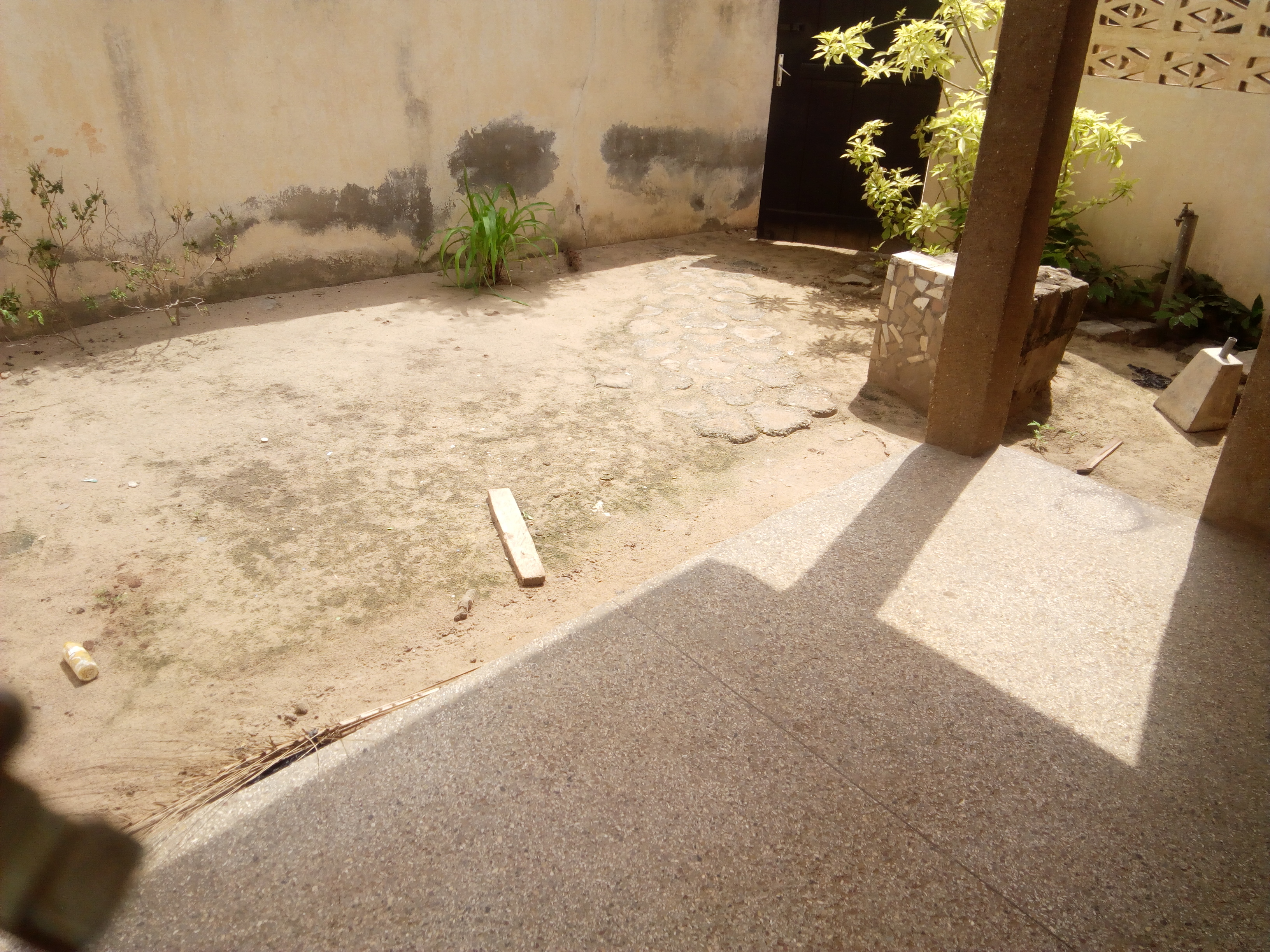 N° 4317 :
                            Appartement à louer , Djidjole, Lome, Togo : 50 000 XOF/mois