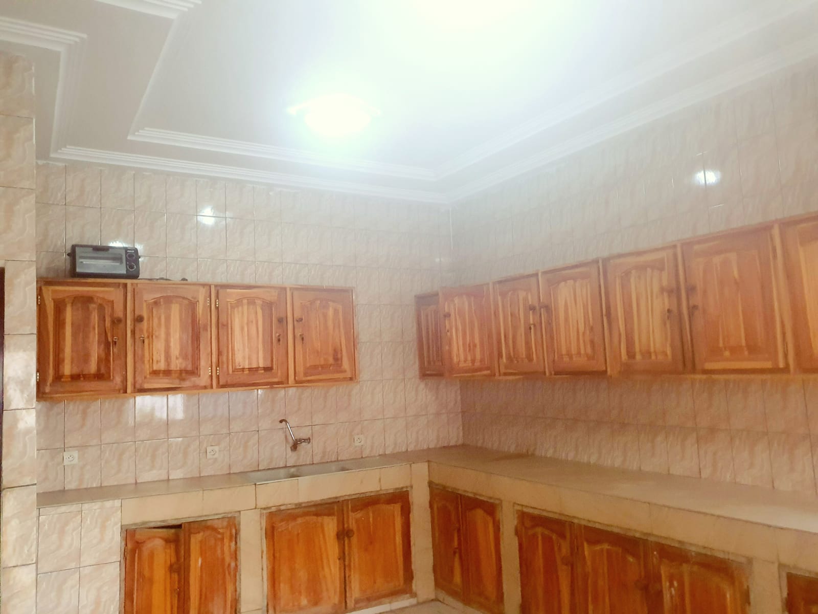 N° 5188 :
                            Villa à louer , Sagbado, Lome, Togo : 300 000 XOF/mois