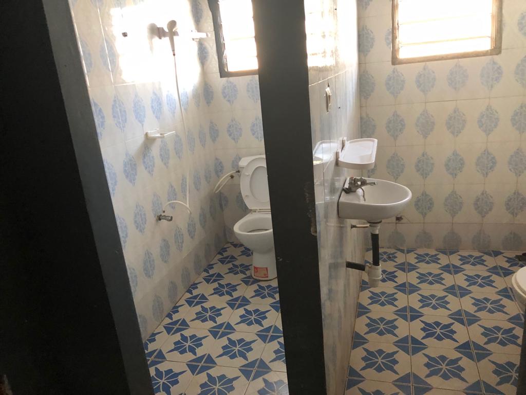 N° 4525 :
                            Villa à vendre , Zanguera, Lome, Togo : 22 000  000 XOF/vie