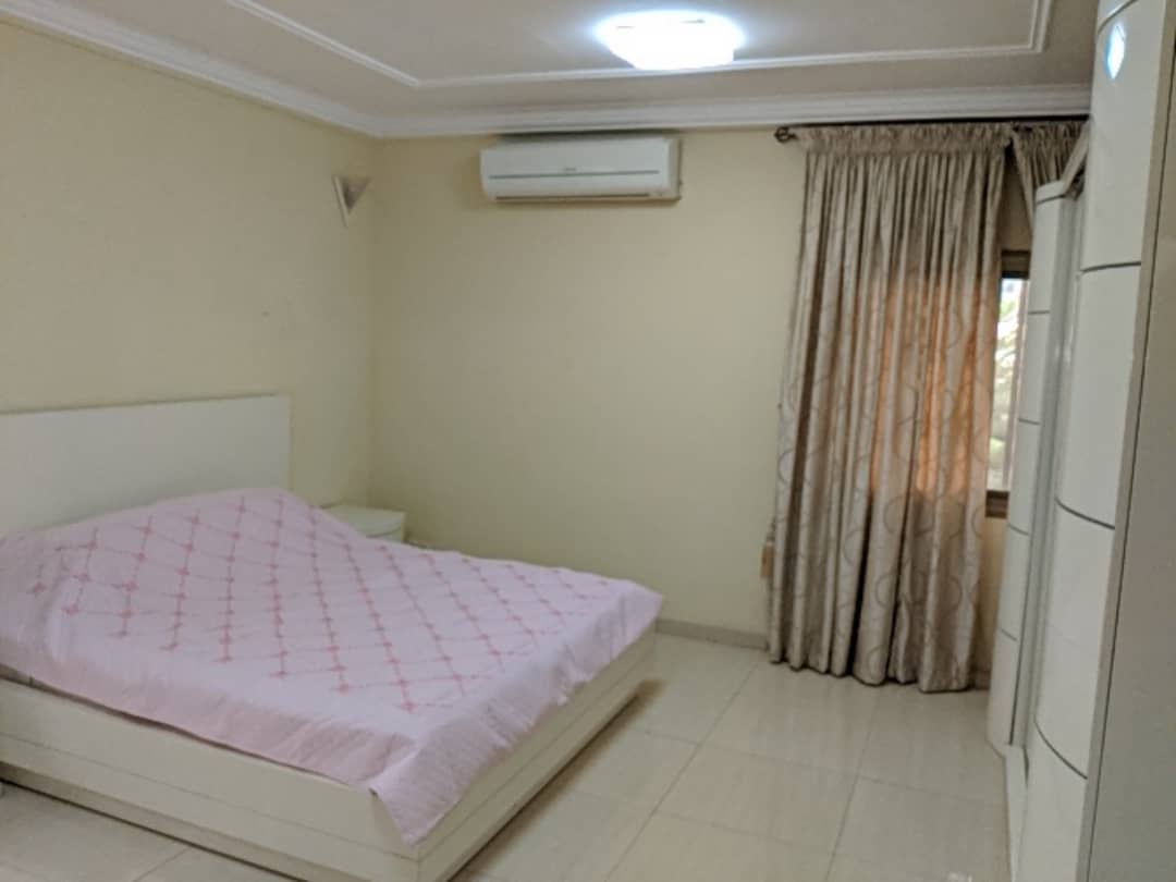 N° 4550 :
                            Appartement meublé à louer , Avenou, Lome, Togo : 600 000 XOF/mois