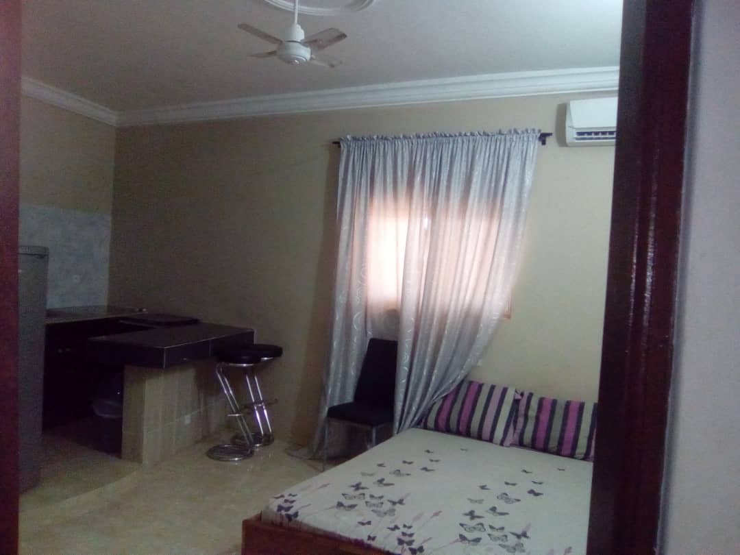 Studio meublé à louer , Lome, adidogome