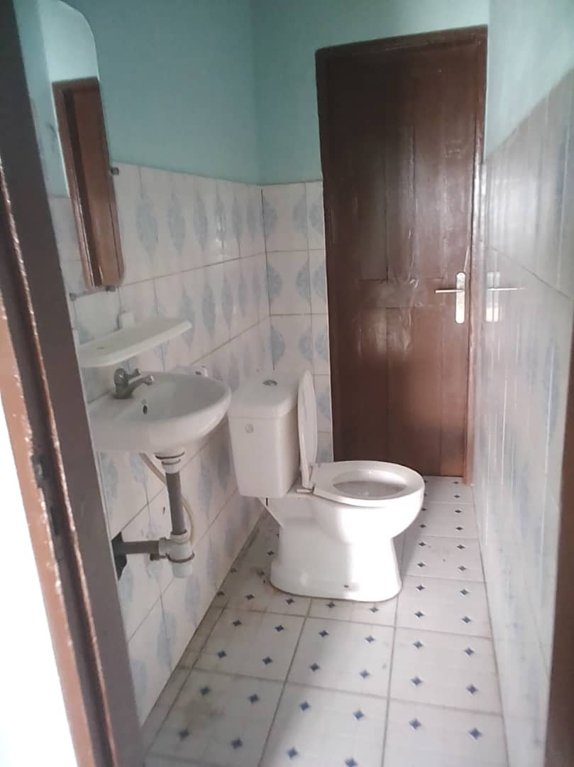 N° 4522 :
                            Appartement à louer , Totsi, Lome, Togo : 110 000 XOF/mois