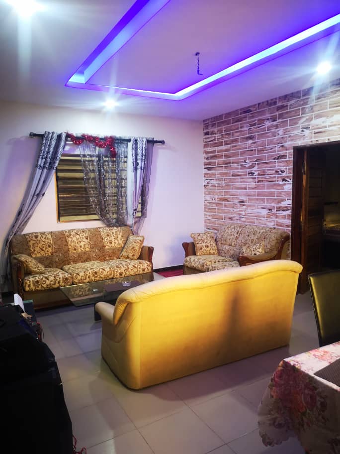N° 5222 :
                            Appartement meublé à louer , Attiegou , Lome, Togo : 250 000 XOF/mois