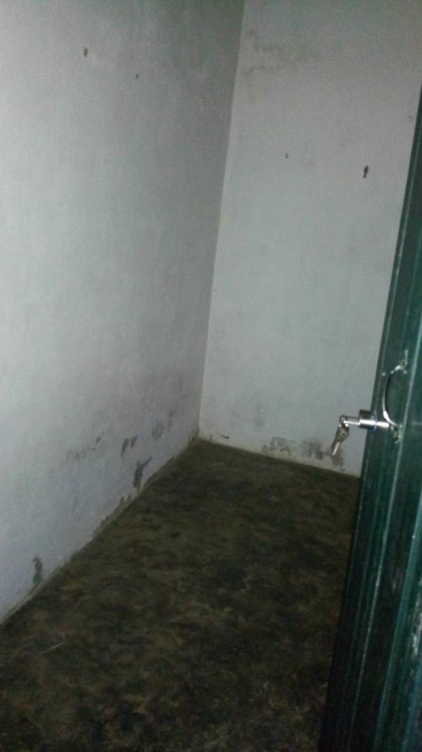 N° 4590 :
                            Maison à vendre , Zebevi, Aneho, Togo : 15 000  000 XOF/vie