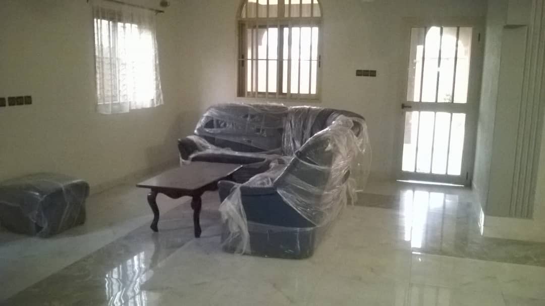 N° 4373 :
                            Villa meublée à louer ,  avepozo , Lome, Togo : 600 000 XOF/mois