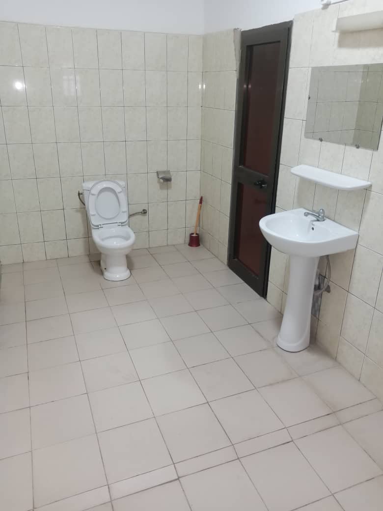 N° 5236 :
                            Appartement meublé à louer , Kodjoviakope, Lome, Togo : 600 000 XOF/mois