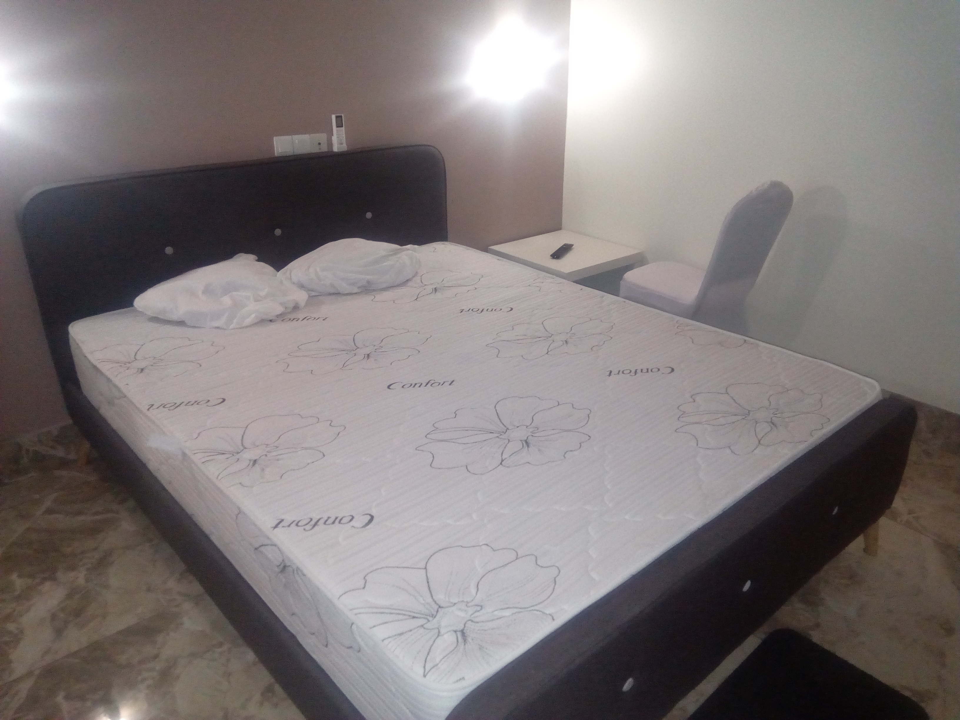 N° 4286 :
                            Appartement meublé à louer , Adidogome, Lome, Togo : 500 000 XOF/mois