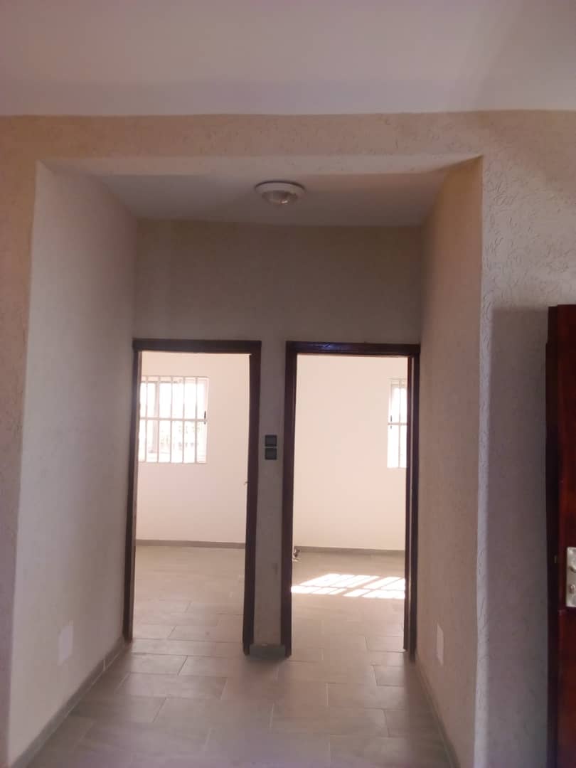 N° 4353 :
                            Appartement à louer , Agoe, Lome, Togo : 130 000 XOF/mois