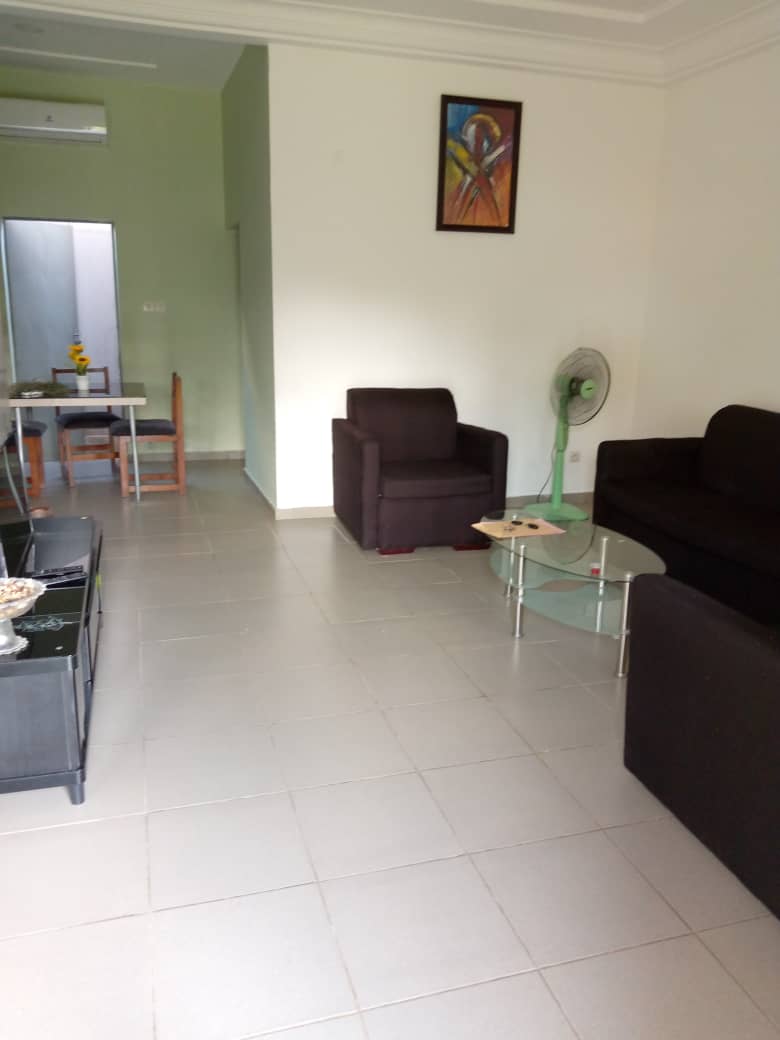 N° 5214 :
                            Appartement meublé à louer , Hedzranawoe, Lome, Togo : 350 000 XOF/mois