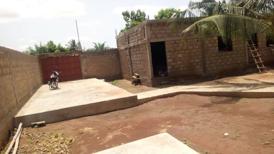 N° 4502 :
                            Villa à vendre , Ananissime, Kovie, Togo : 11 000  000 XOF/vie