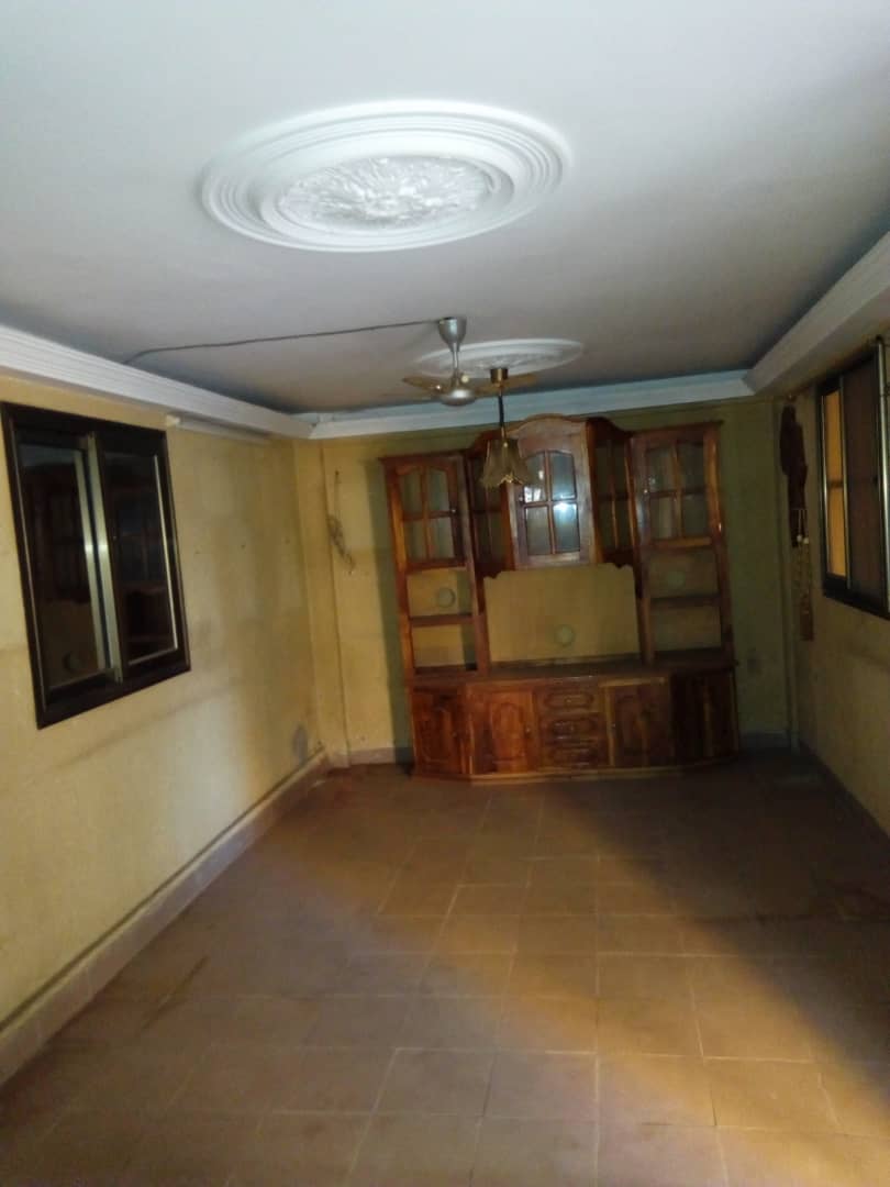 N° 4588 :
                            Appartement à louer , Agoe, Lome, Togo : 65 000 XOF/mois