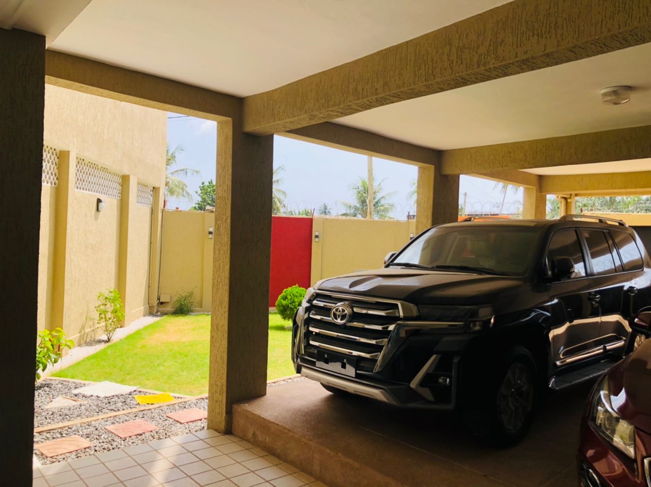 N° 5190 :
                            Appartement meublé à louer , Adidogome la pampar, Lome, Togo : 700 000 XOF/mois