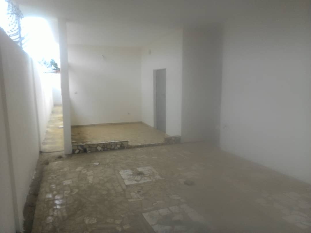 N° 4728 :
                            Appartement à louer , Agoe, Lome, Togo : 60 000 XOF/mois