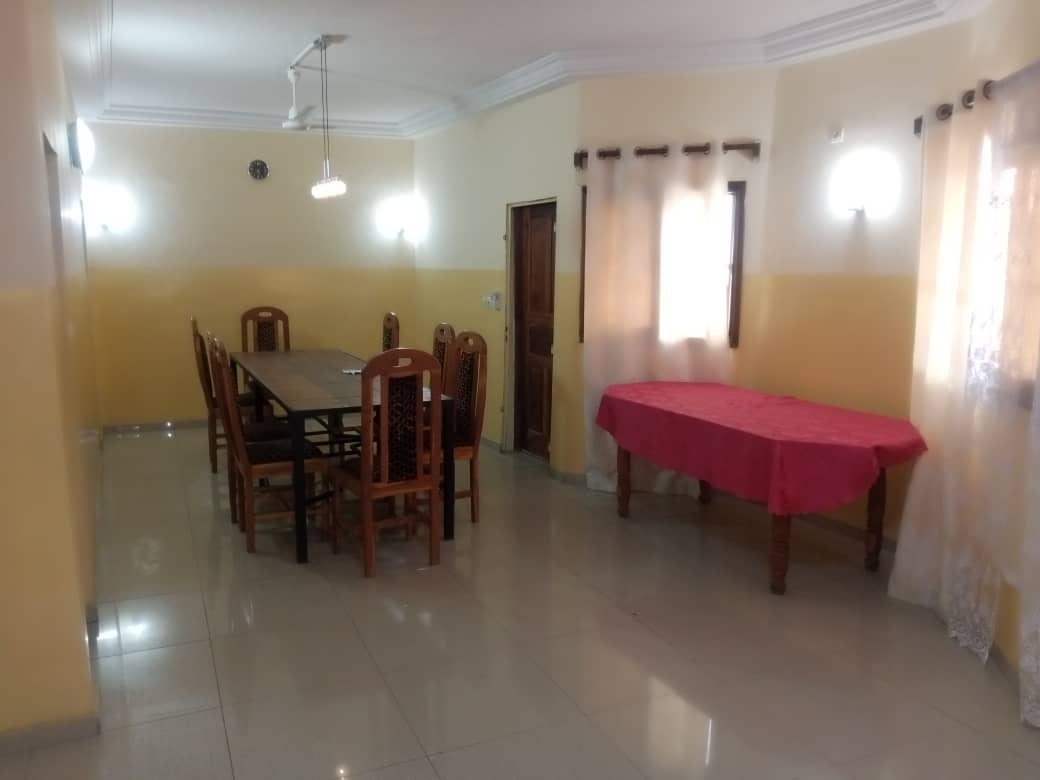 N° 5236 :
                            Appartement meublé à louer , Kodjoviakope, Lome, Togo : 600 000 XOF/mois