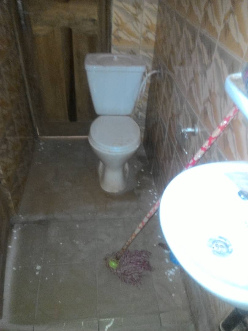 N° 4539 :
                            Villa à louer , Agoe, Lome, Togo : 80 000 XOF/mois