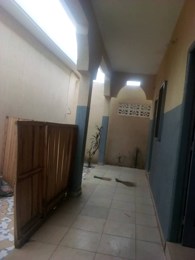N° 4383 :
                            Appartement à louer , Agoe, Lome, Togo : 45 000 XOF/mois