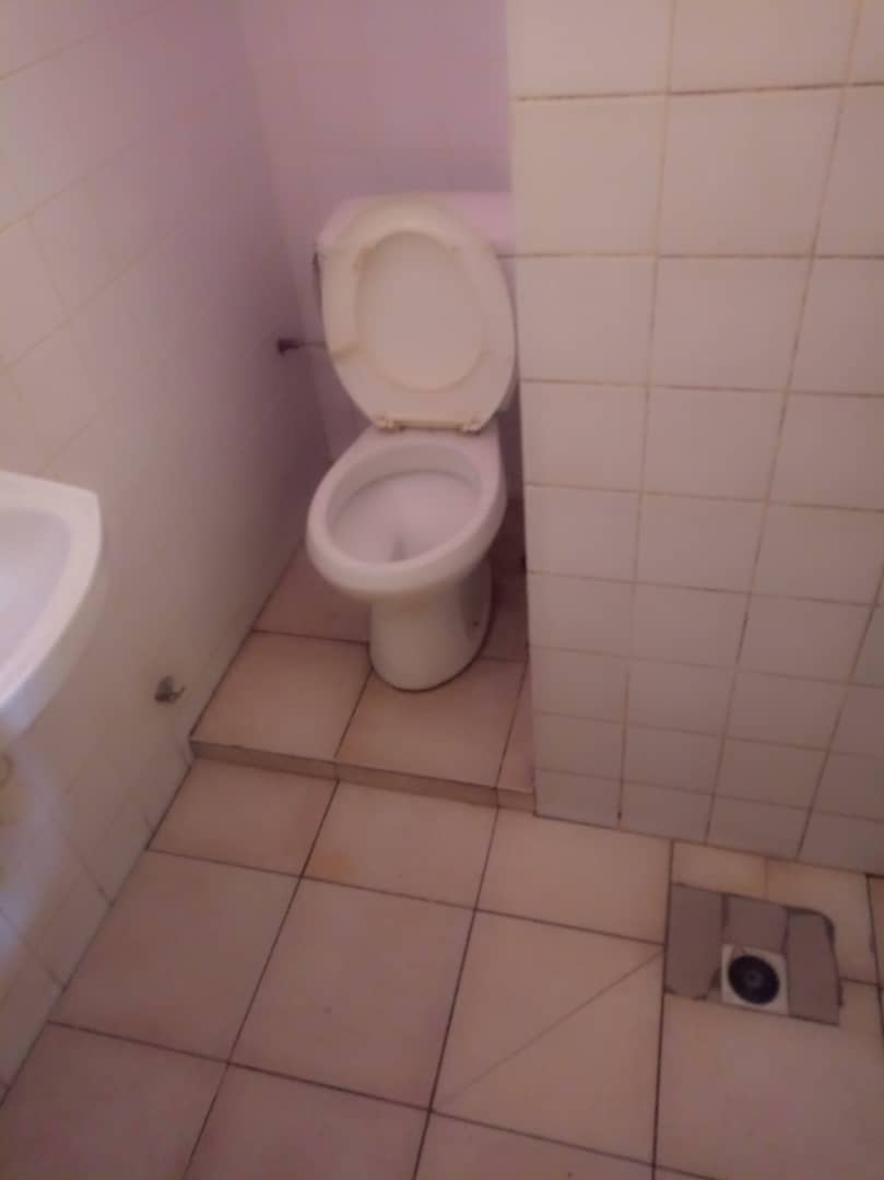 N° 4376 :
                            Appartement à louer , Tokoin , Lome, Togo : 70 000 XOF/mois