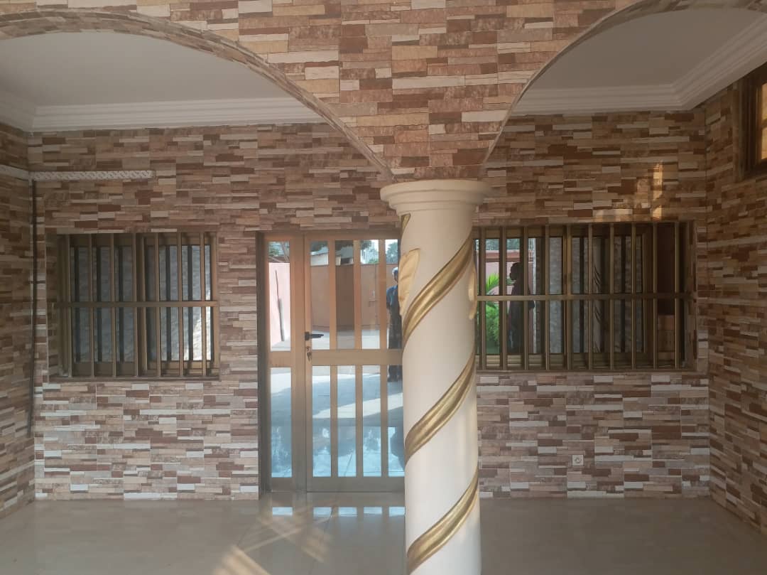 N° 4425 :
                            Villa à louer , Attiegou, Lome, Togo : 300 000 XOF/mois