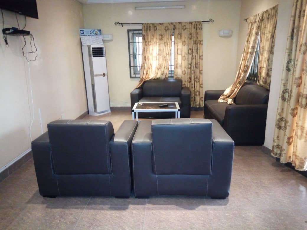 N° 4546 :
                            Appartement meublé à louer , Be, Lome, Togo : 300 000 XOF/mois