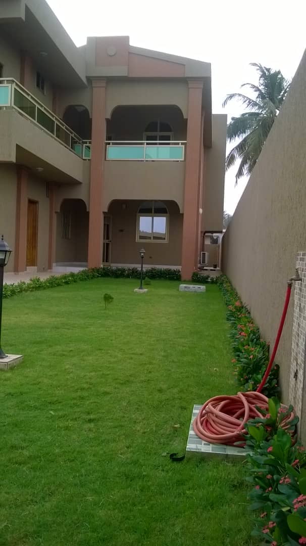 N° 4373 :
                            Villa meublée à louer ,  avepozo , Lome, Togo : 600 000 XOF/mois