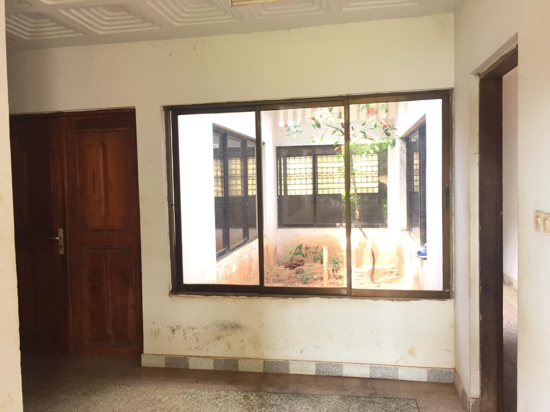 N° 4545 :
                            Maison à vendre , Agoe , Lome, Togo : 80 000  000 XOF/vie