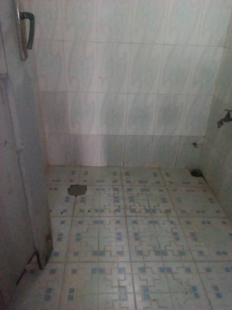N° 4383 :
                            Appartement à louer , Agoe, Lome, Togo : 45 000 XOF/mois