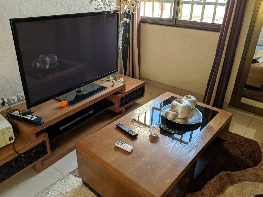 N° 4576 :
                            Appartement meublé à louer , Agbalepedo, Lome, Togo : 250 000 XOF/mois