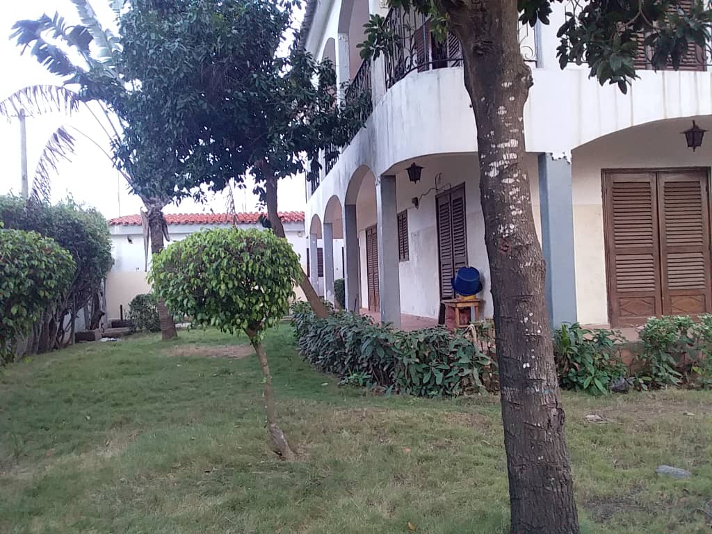 N° 4490 :
                            Villa à louer , Todman, Lome, Togo : 600 000 XOF/mois