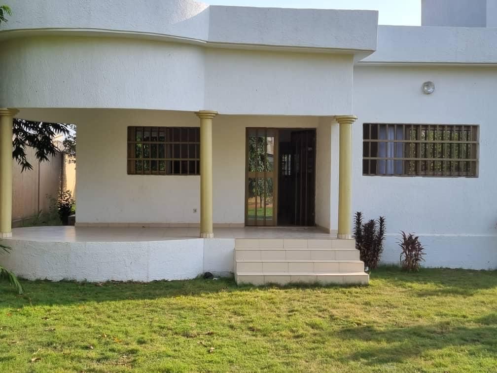 N° 5243 :
                            Appartement meublé à louer , Adidogome , Lome, Togo : 600 000 XOF/mois