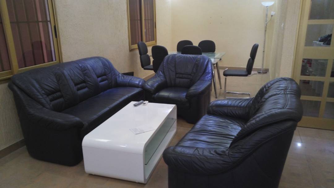 N° 4352 :
                            Villa meublée à louer ,  baguida , Lome, Togo : 300 000 XOF/mois