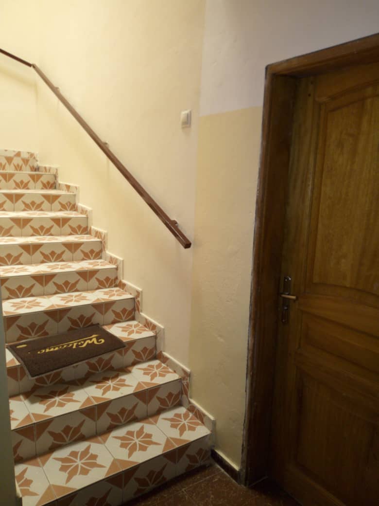 N° 4409 :
                            Villa meublée à louer , Hedzranawoe, Lome, Togo : 250 000 XOF/mois