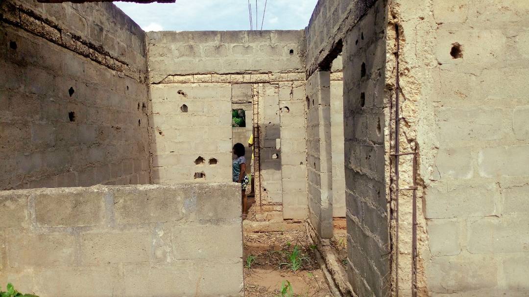 N° 4149 :
                            Maison à vendre , Amadahome, Lome, Togo : 20 000  000 XOF/vie